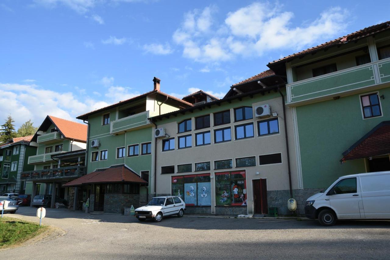 Mm Narcis Bed & Breakfast Vlasina Rid Exterior foto