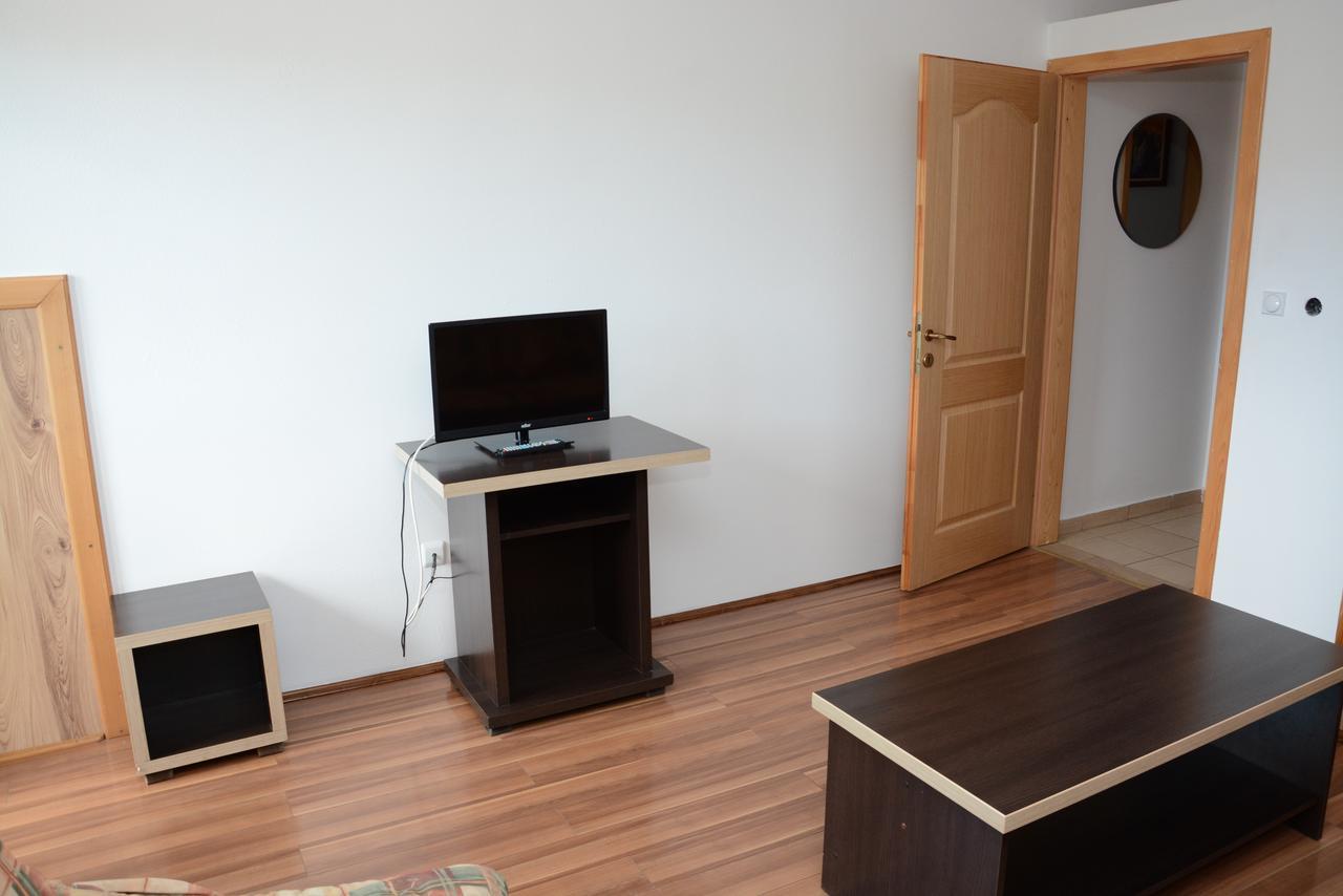 Mm Narcis Bed & Breakfast Vlasina Rid Exterior foto