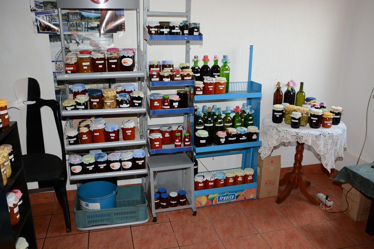 Mm Narcis Bed & Breakfast Vlasina Rid Exterior foto