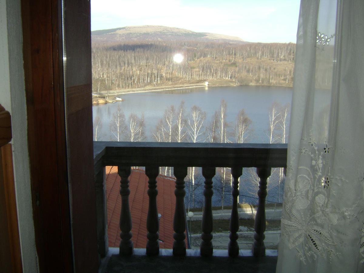 Mm Narcis Bed & Breakfast Vlasina Rid Exterior foto