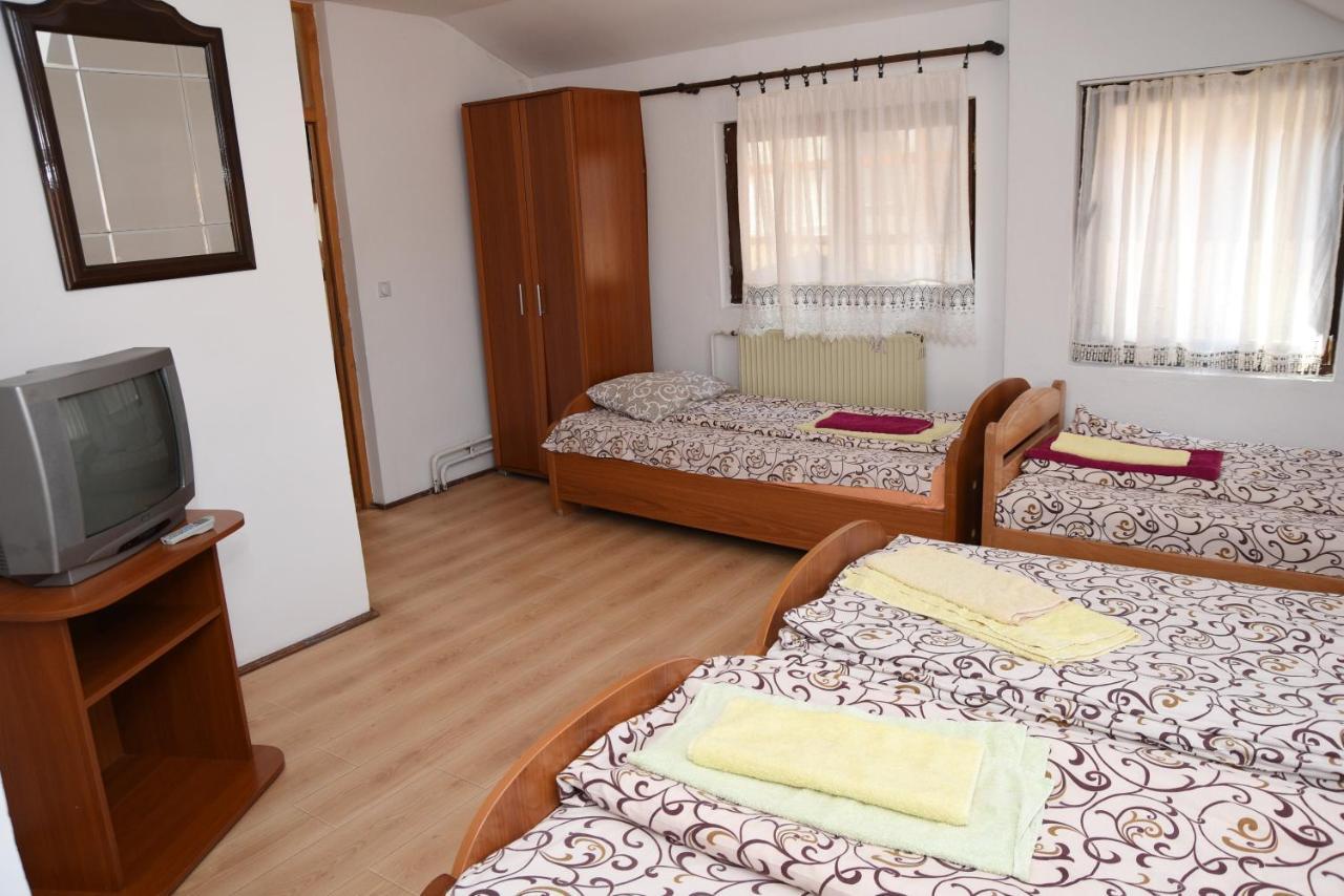 Mm Narcis Bed & Breakfast Vlasina Rid Exterior foto